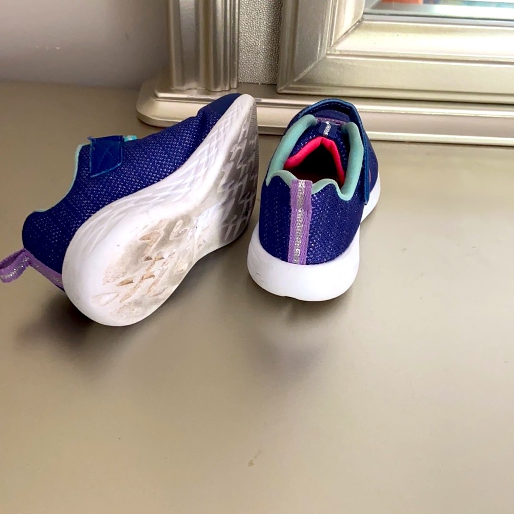 Blue, pink, purple sketchers sneakers - Picture 4 of 6